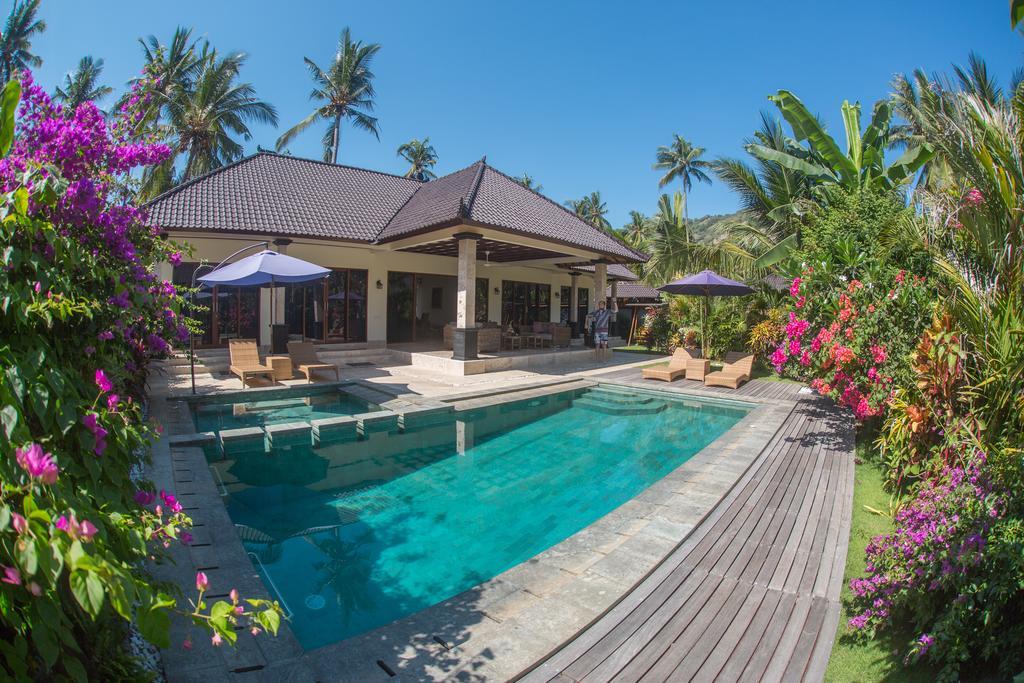 Villa Barong Candi Dasa  Room photo