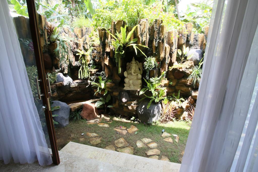 Villa Barong Candi Dasa  Room photo